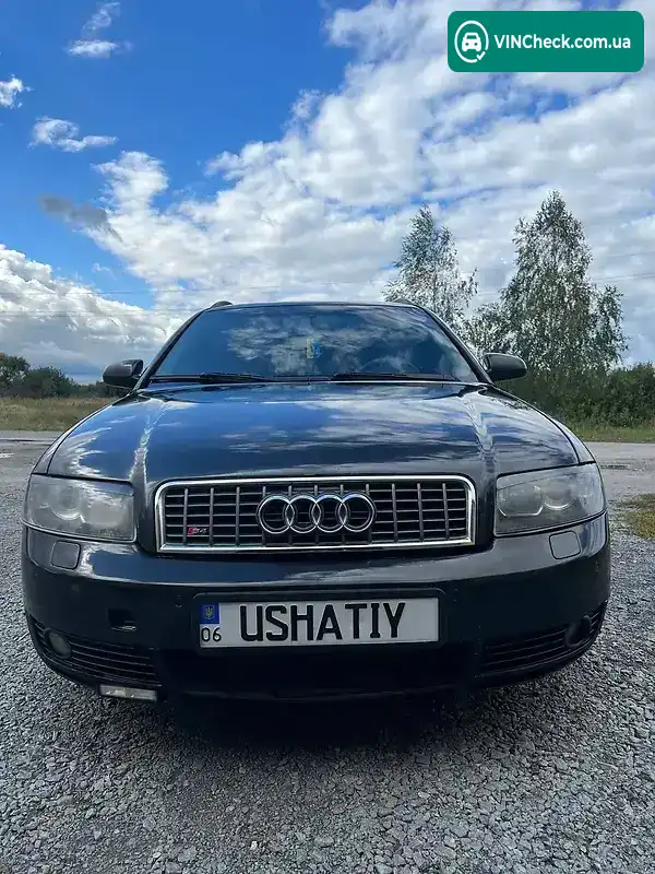 Audi A4 2002, фото з оголошення 2 з 11, VIN WAUZZZ8E72A193467