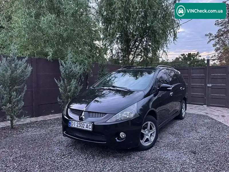 Mitsubishi Grandis 2004, фото з оголошення 2 з 20, VIN JMBLRNA4W4Z003310