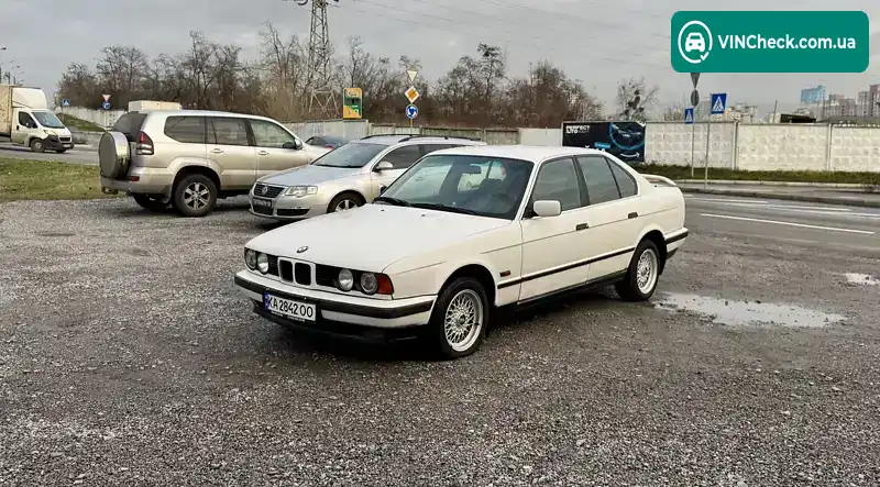 BMW 5 Series 1994, фото з оголошення 2 з 20, VIN WBAHA11050BA25100