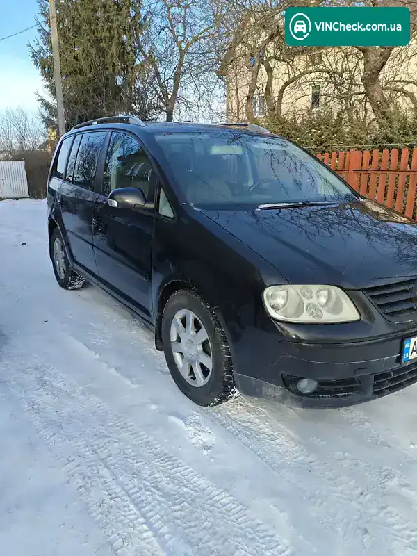Volkswagen Touran 2004, фото з оголошення 2 з 20, VIN WVGZZZ1TZ5W021802