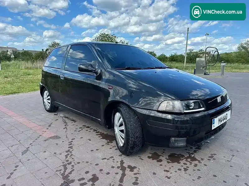 Fiat Punto 1999, фото з оголошення 2 з 8, VIN ZFA17600002812935