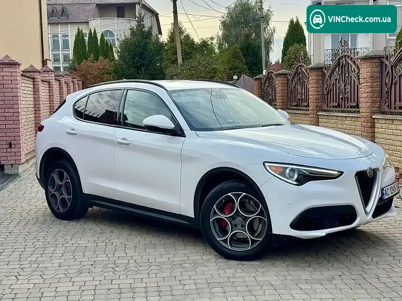 Alfa Romeo Stelvio 2018, фото з оголошення 1 з 20, VIN ZASPAKAN6K7C35361