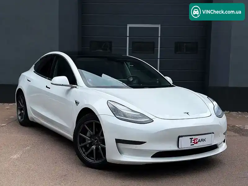 Tesla Model 3 2019, фото з оголошення 2 з 20, VIN 5YJ3E1EA1KF426404