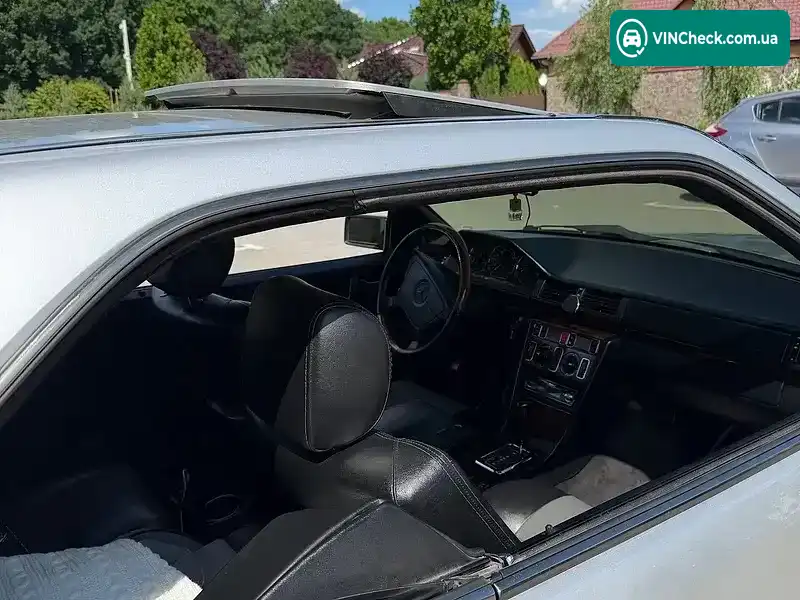 Mercedes-Benz E-Class 1994, фото з оголошення 2 з 18, VIN WDB1240421C091033