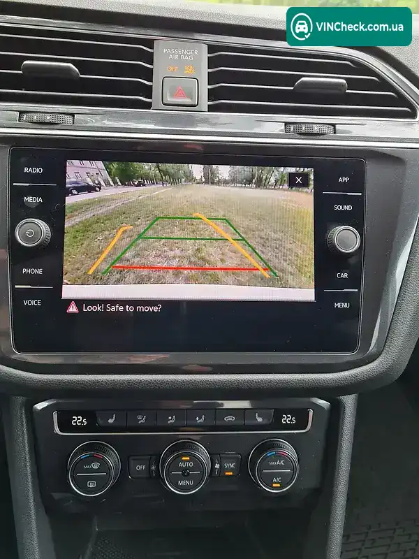 Volkswagen Tiguan 2020, фото з оголошення 2 з 20, VIN 3VV3B7AX9MM050623