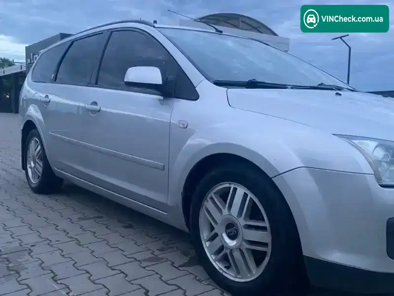 Ford Focus 2005, фото з оголошення 2 з 8, VIN WF0WXXGCDW5A72452