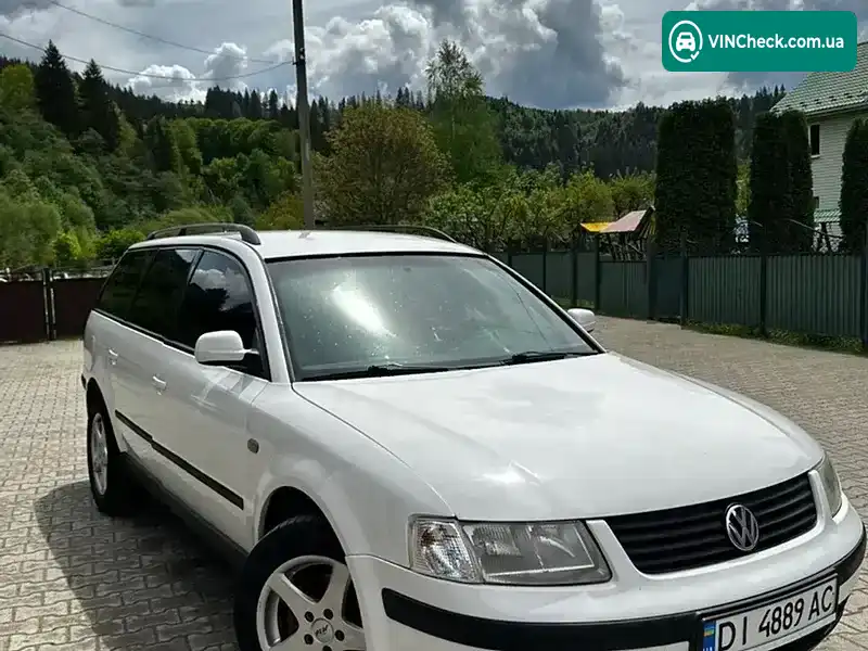 Volkswagen Passat 1998, фото з оголошення 1 з 10, VIN WVWZZZ3BZXE066286