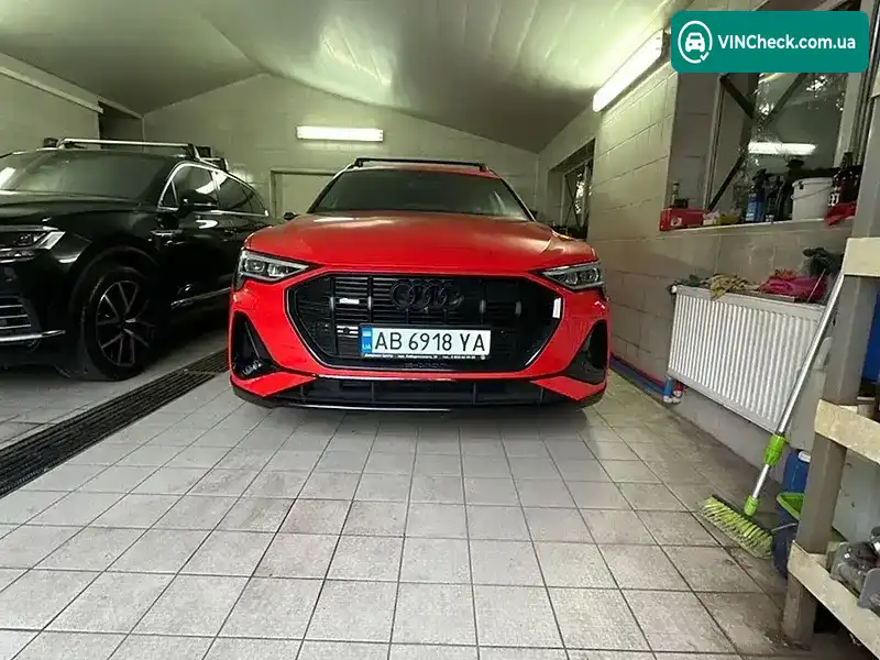 Audi e-tron 2020, фото з оголошення 1 з 21, VIN WAUZZZGE1LB038829