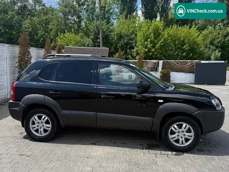 Hyundai Tucson 2008, фото з оголошення 2 з 10, VIN KMHJM81BP8U772170