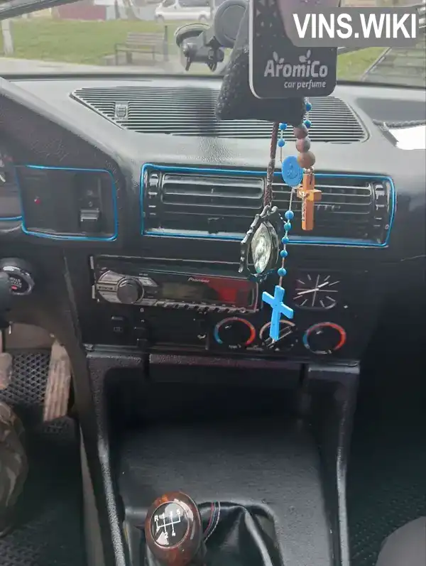 BMW 5 Series 1989, фото з оголошення 2 з 13, VIN WBAHB110803986505