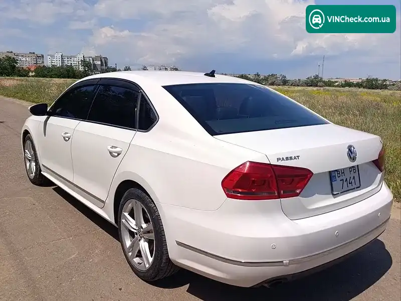 Volkswagen Passat 2014, фото з оголошення 2 з 17, VIN 1VWZZZA3ZEC116846