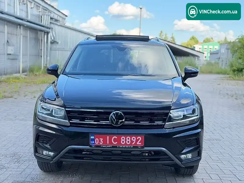 Volkswagen Tiguan 2019, фото з оголошення 2 з 20, VIN 3VV2B7AX9LM035940