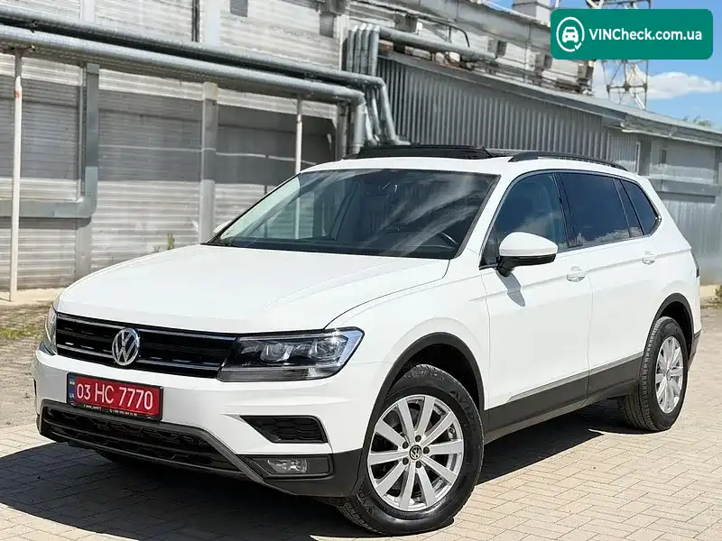 Volkswagen Tiguan 2017, фото з оголошення 1 з 20, VIN 3VV2B7AX6JM008031