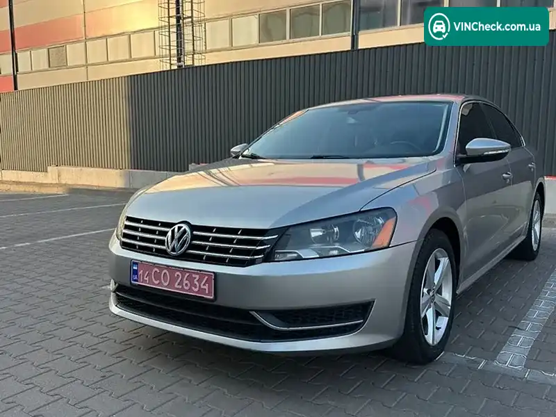 Volkswagen Passat 2012, фото з оголошення 1 з 10, VIN 1VWBN7A38CC065044