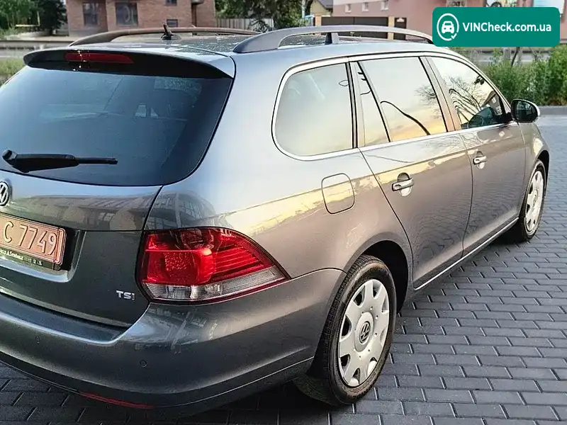 Volkswagen Golf 2010, фото з оголошення 2 з 20, VIN WVWZZZ1KZAM683738