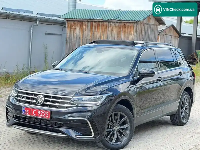 Volkswagen Tiguan 2021, фото з оголошення 1 з 20, VIN 3VV2B7AX5NM010648