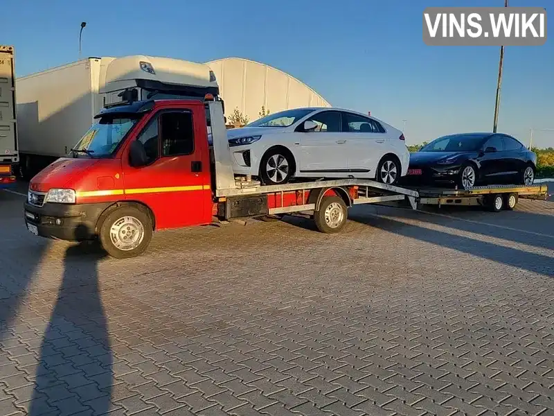 Фото автомобіля