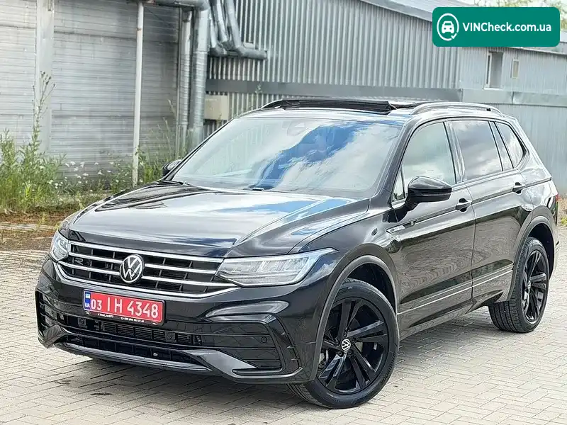 Volkswagen Tiguan 2023, фото з оголошення 1 з 20, VIN 3VV8B7AX1PM083528