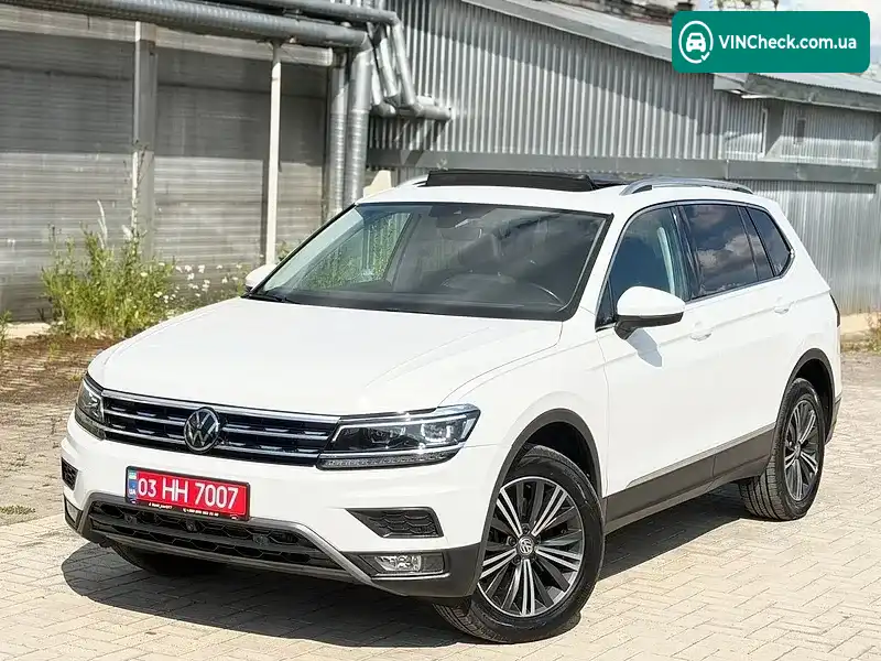Volkswagen Tiguan 2019, фото з оголошення 1 з 20, VIN 3VV4B7AX7KM106768