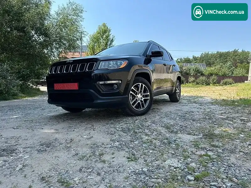 Jeep Compass 2018, фото з оголошення 2 з 20, VIN 3C4NJCBB0JT136698