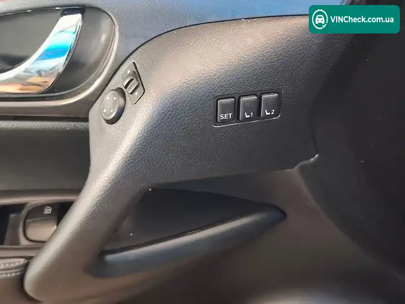 Nissan Rogue 2019, фото з оголошення 2 з 20, VIN 5N1AT2MV7KC772490