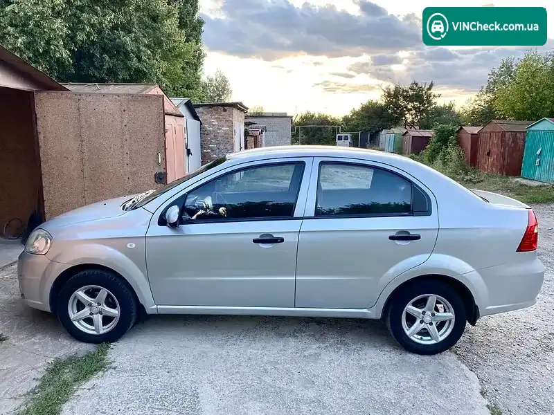 Chevrolet Aveo 2010, фото з оголошення 2 з 20, VIN Y6DSF69YEAW072470