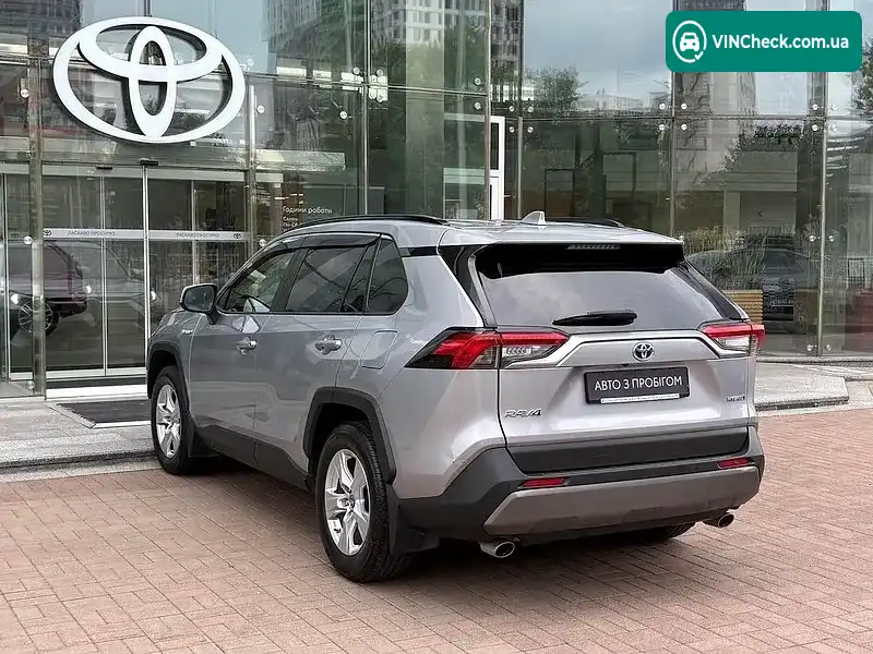 Toyota RAV4 2021, фото з оголошення 2 з 18, VIN JTMW23FV50D096189