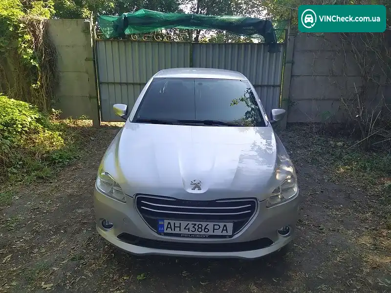 Фото автомобіля