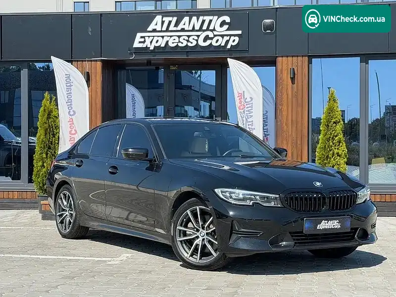 BMW 3 Series 2019, фото з оголошення 1 з 17, VIN 3MW5R7J00L8B13229