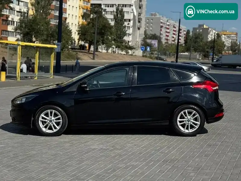 Ford Focus 2017, фото з оголошення 2 з 14, VIN 1FADP3K2XHL324618
