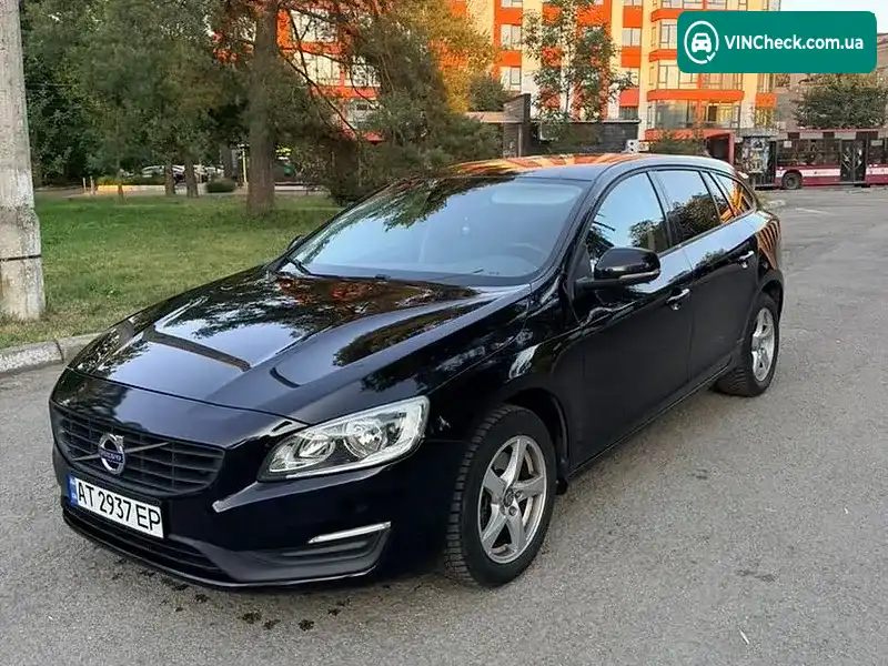 Volvo V60 2016, фото з оголошення 2 з 20, VIN YV1FW79C0G1326189