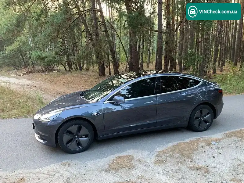Tesla Model 3 2019, фото з оголошення 1 з 20, VIN 5YJ3E1EB6KF386829