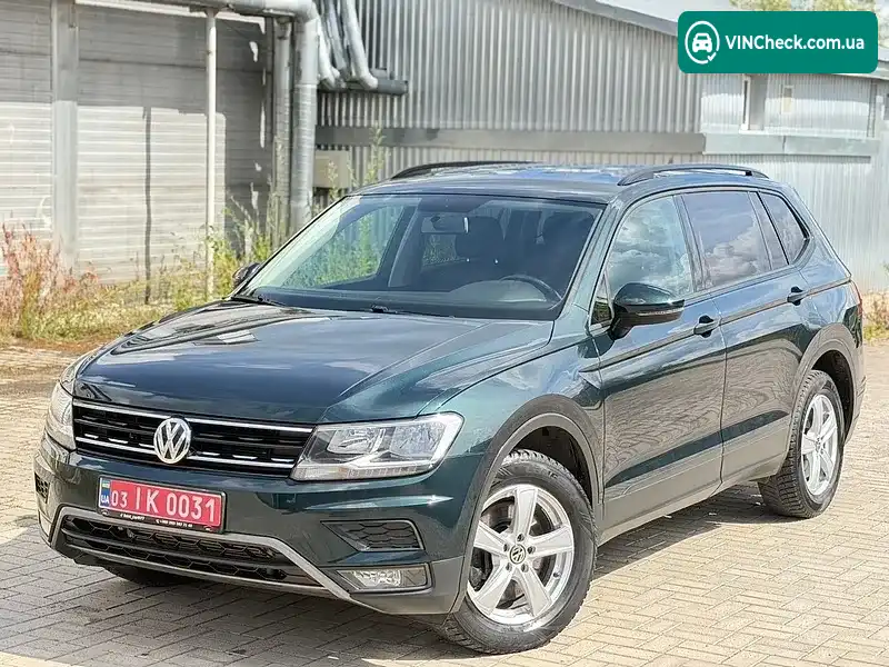 Volkswagen Tiguan 2017, фото з оголошення 1 з 20, VIN 3VV0B7AXXJM050953