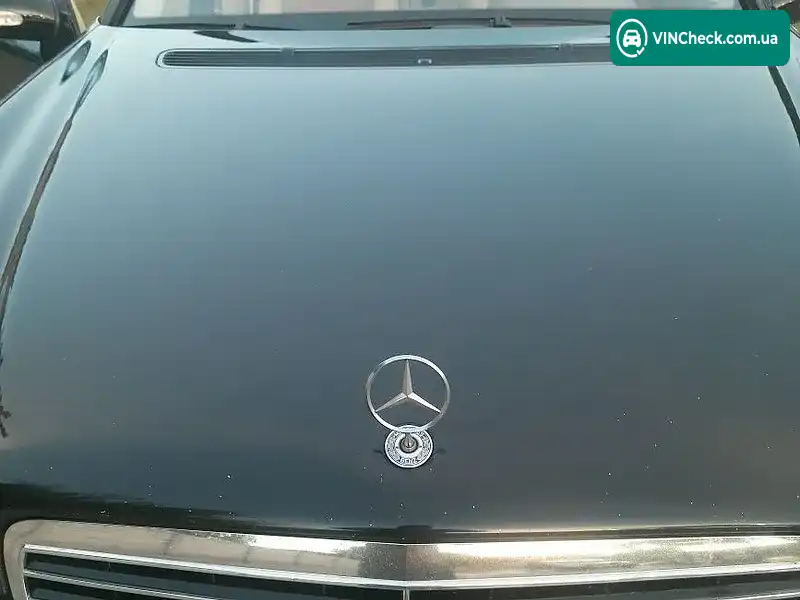 Mercedes-Benz E-Class 2004, фото з оголошення 1 з 12, VIN WDB2112261A717704