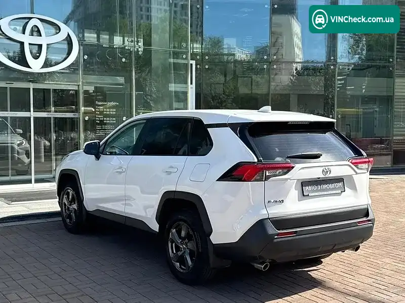 Toyota RAV4 2023, фото з оголошення 2 з 18, VIN JTMZ43FV10D168187