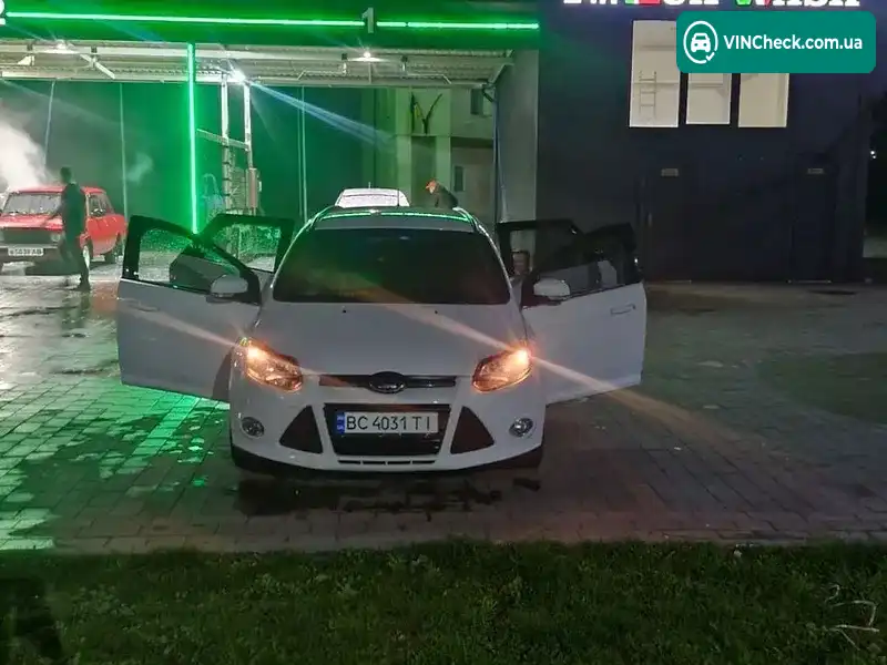 Ford Focus 2013, фото з оголошення 1 з 7, VIN WF0LXXGCBLDK03140
