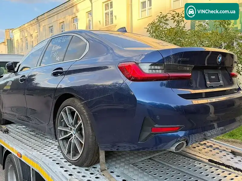 BMW 3 Series 2019, фото з оголошення 1 з 13, VIN 3MW5R7J02L8B21249