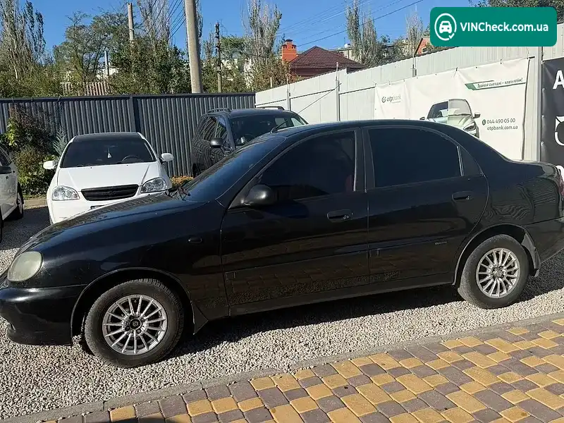 Фото автомобіля