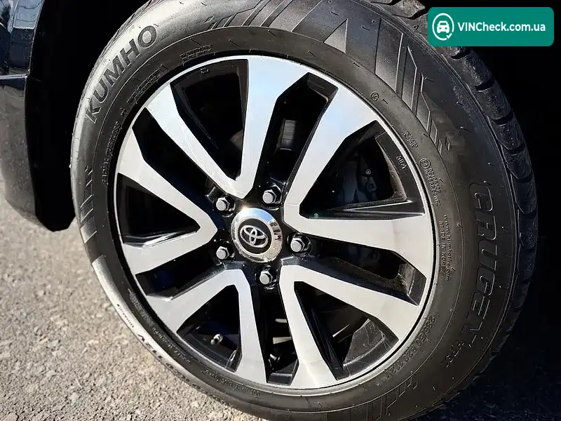 Toyota Land Cruiser 2019, фото з оголошення 2 з 20, VIN JTMCV02J304284026