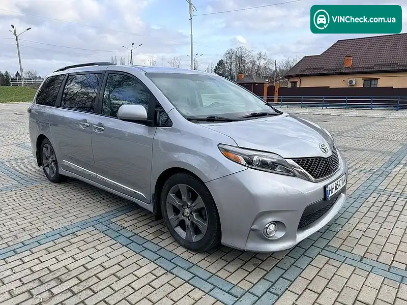 Фото автомобіля