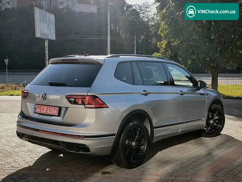 Volkswagen Tiguan 2022, фото з оголошення 2 з 20, VIN 3VVCB7AX1NM149194