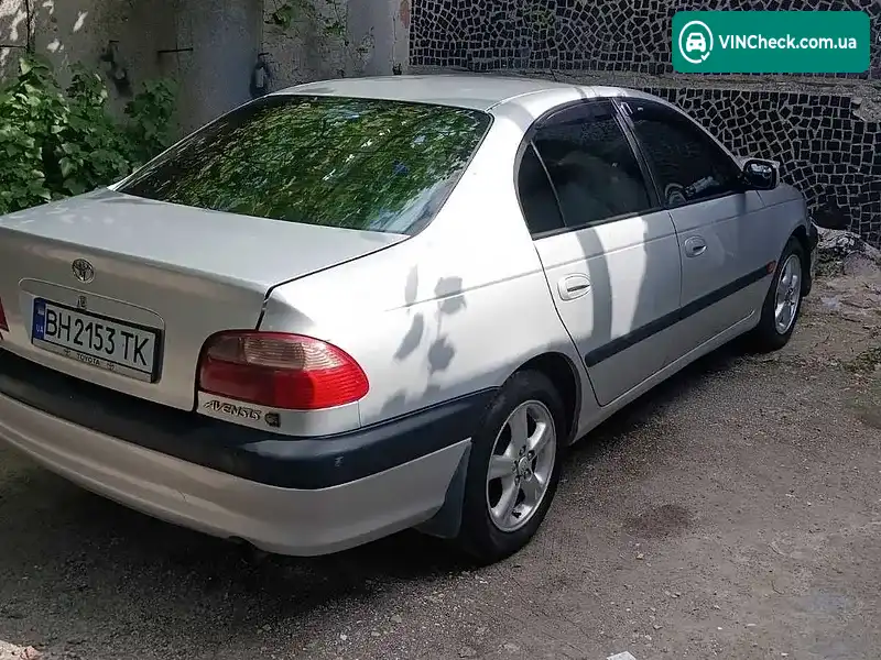 Toyota Avensis 2002, фото з оголошення 1 з 6, VIN SB153BBN00E022748