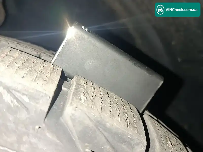 Chrysler Voyager 2002, фото з оголошення 1 з 13, VIN 1C8GYN3782U525315