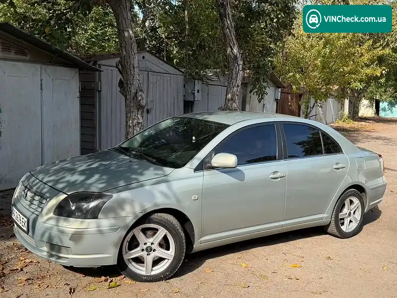 Toyota Avensis 2003, фото з оголошення 1 з 13, VIN SB1BR56LX0E029672