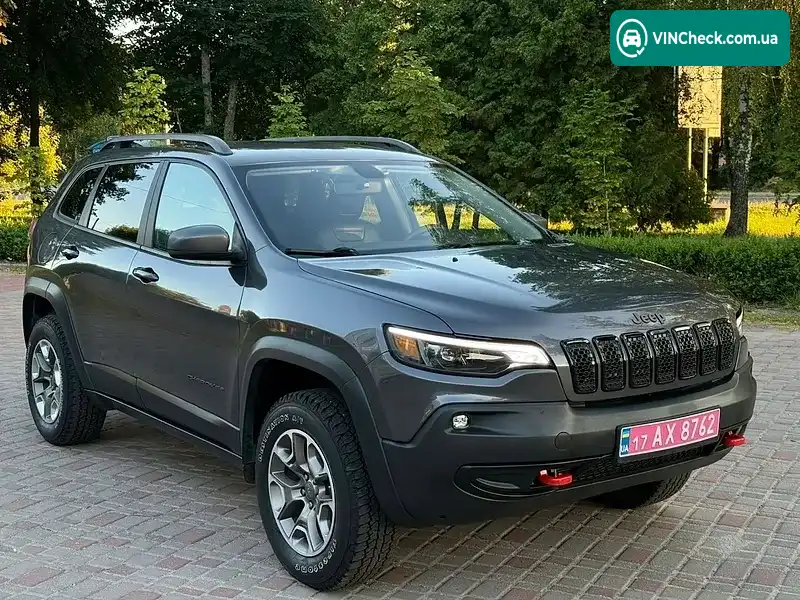 Jeep Cherokee 2018, фото з оголошення 2 з 20, VIN 1C4PJMBX5KD313828