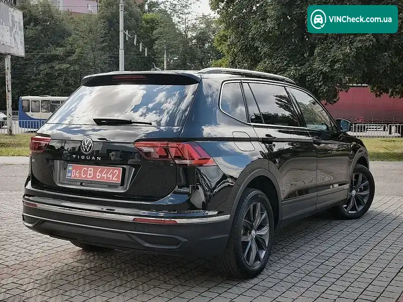 Volkswagen Tiguan 2023, фото з оголошення 2 з 20, VIN 3VVNB7AX1PM005267
