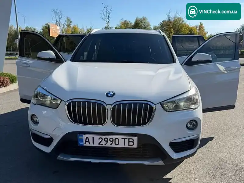 BMW X1 2018, фото з оголошення 2 з 13, VIN WBXHU7C35J5L07192