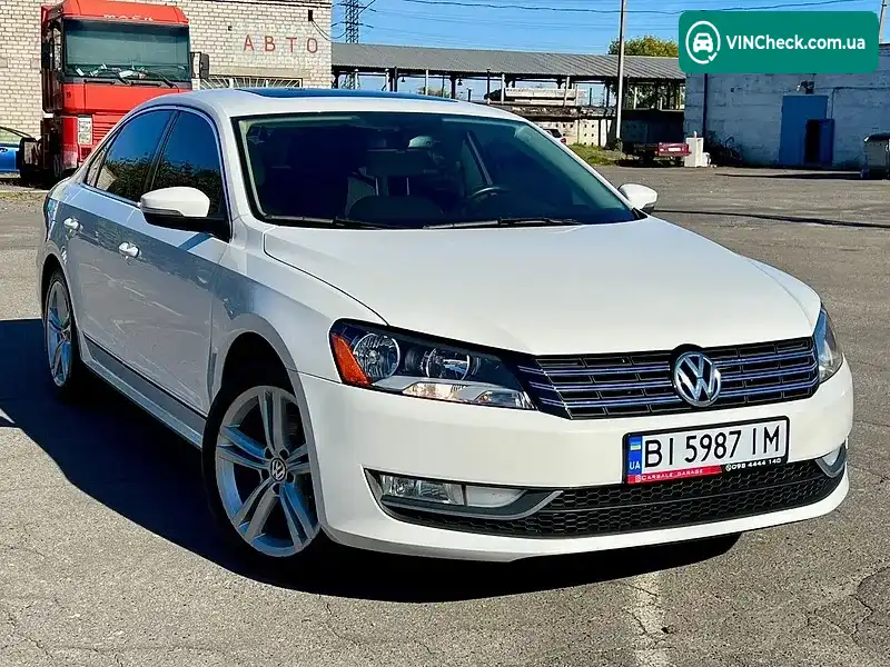 Volkswagen Passat 2013, фото з оголошення 1 з 20, VIN 1VWCN7A39EC040919