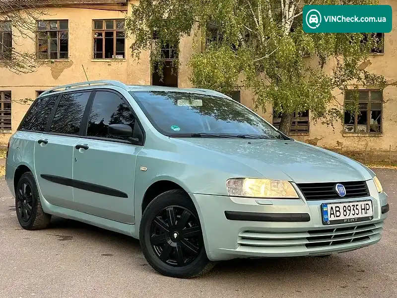 Fiat Stilo 2003, фото з оголошення 2 з 20, VIN ZFA19200000321447