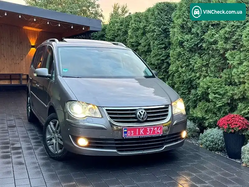 Volkswagen Touran 2008, фото з оголошення 2 з 20, VIN WVGZZZ1TZ8W002369